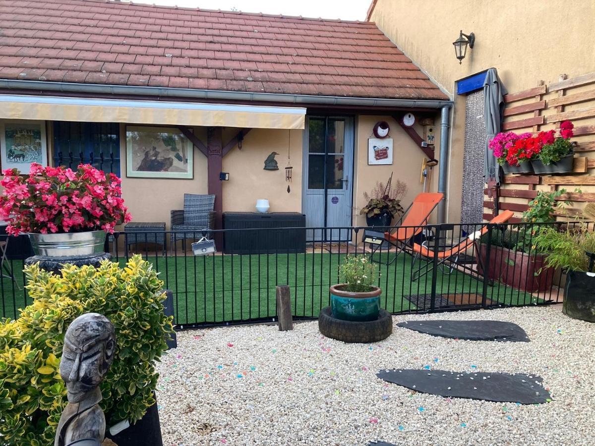 Le Jardin De Theleme "Charme Discret Pour Un Nid Douillet" Villa Mazille Exterior foto